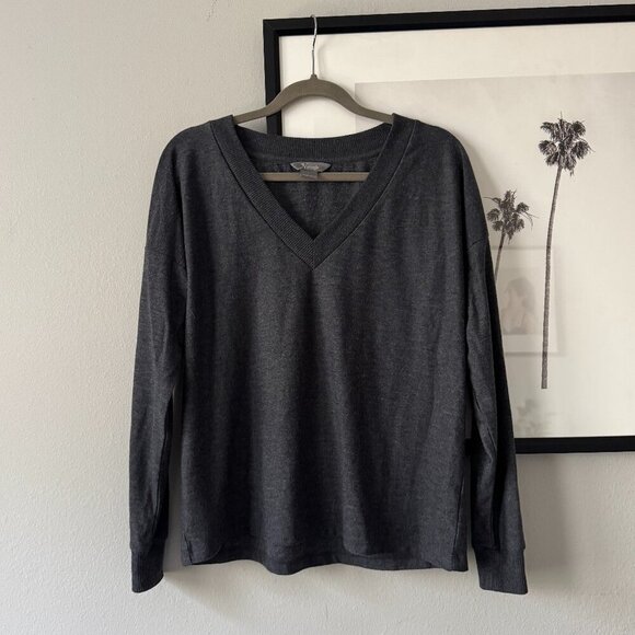 Natural Reflections | EUC V-Neck Long Sleeve Pullover Sweater in Gray Size Large - Picture 2 of 9